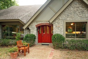 inviting outdoor entry in midtown tulsa home for sale