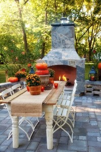 image of outdoor dining area