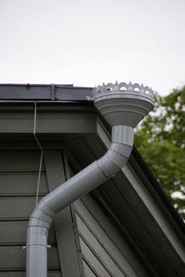 gutters keep water away from foundation