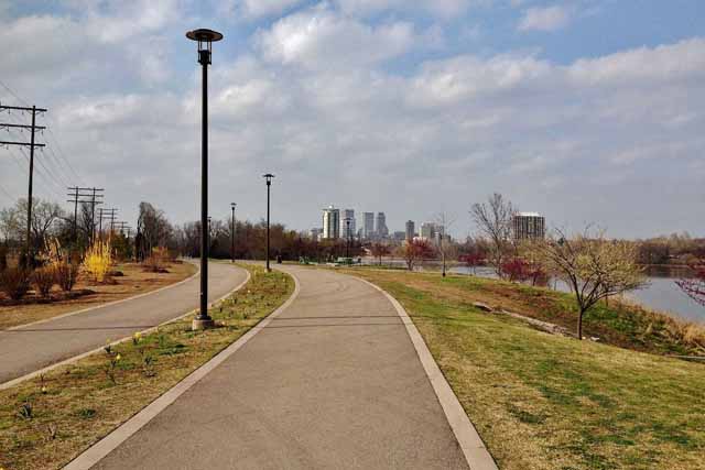 Riverparks path towards downtown